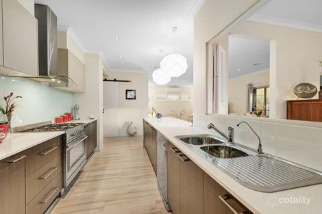 Property photo of 21 Dobbyn Road Croydon VIC 3136