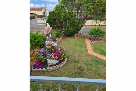 Property photo of 11 Bernard Street Berserker QLD 4701