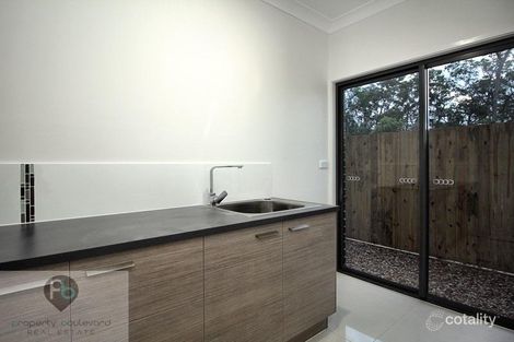 Property photo of 17/1 Clearview Terrace Seven Hills QLD 4170