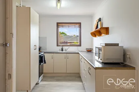 Property photo of 35 Edward Crescent Evanston Park SA 5116