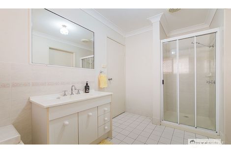 Property photo of 16 Kavanagh Crescent Koongal QLD 4701