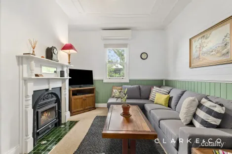 Property photo of 562 Duckenfield Road Duckenfield NSW 2321