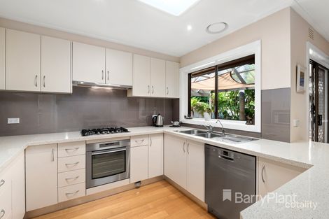 Property photo of 4 Crown Point Ridge Chirnside Park VIC 3116