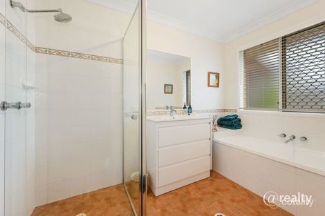 3 Dee Ct, Bray Park, QLD 4500
