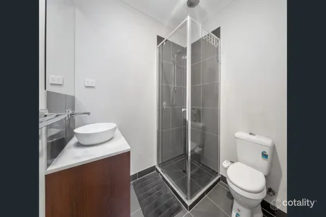 Property photo of 9 Nattarak Avenue Werribee VIC 3030