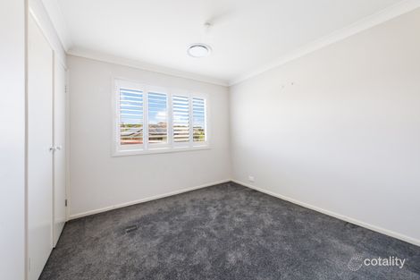Property photo of 26 Ivory Crescent Woongarrah NSW 2259