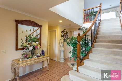 Property photo of 1 Edward Court Berwick VIC 3806