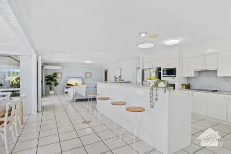 Property photo of 8 Iona Close Belmont QLD 4153