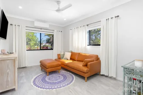 Property photo of 10 Samuel Crescent Parkhurst QLD 4702