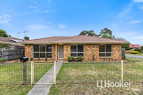 Property photo of 6 Joy Mews Pakenham VIC 3810