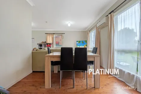 Property photo of 37 Winn Avenue Basin View NSW 2540