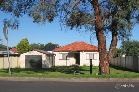 9 Fourth Ave, Condell Park, NSW 2200