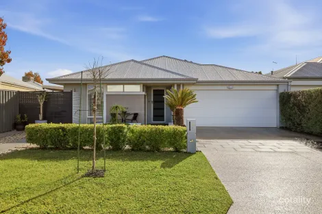 7 Strathmore Cl, Baldivis, WA 6171