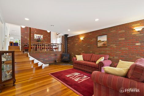 Property photo of 8 Penshurst Place Warranwood VIC 3134