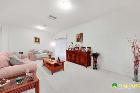 Property photo of 10 Tarragon Drive Tarneit VIC 3029