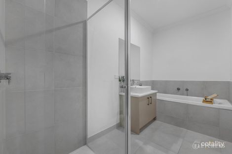 Property photo of 14 Joey Crescent Deanside VIC 3336