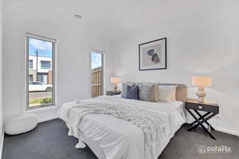 Property photo of 14 Joey Crescent Deanside VIC 3336