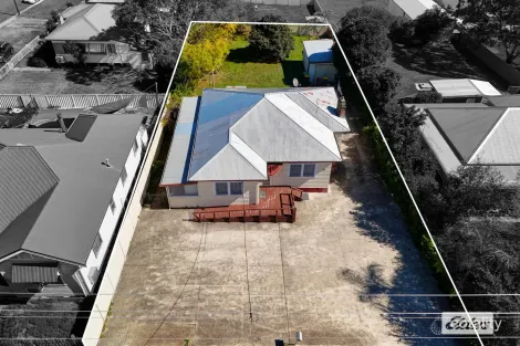 Property photo of 74 Commerce Street Taree NSW 2430