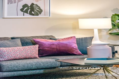 Property photo of 11 Lesay Court Mount Waverley VIC 3149