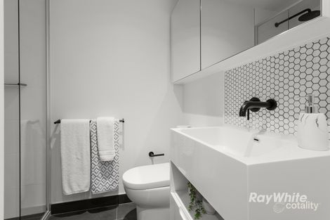Property photo of 402/442-450 Elizabeth Street Melbourne VIC 3000