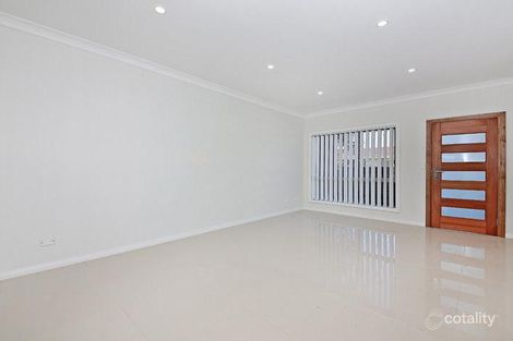 Property photo of 2/190 Lambeth Street Picnic Point NSW 2213