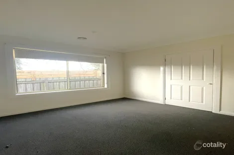 Property photo of 2/5 Karrala Court Drouin VIC 3818