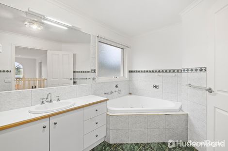 Property photo of 53 Fyfe Drive Templestowe Lower VIC 3107