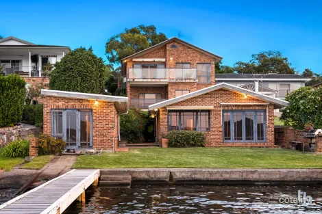 107 Fishing Point Rd, Fishing Point, NSW 2283