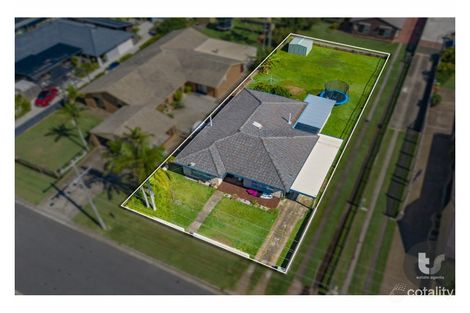 Property photo of 11 Eagle Street Victoria Point QLD 4165