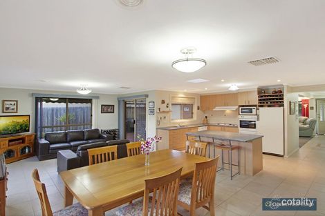 Property photo of 12 Hampton Court Beaconsfield VIC 3807