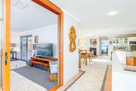 Property photo of 41 Ironbark Circuit Jerrabomberra NSW 2619
