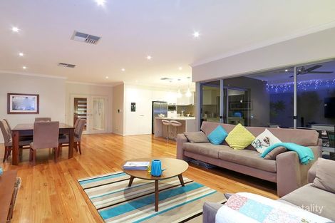 66b Rome Rd, Melville, WA 6156
