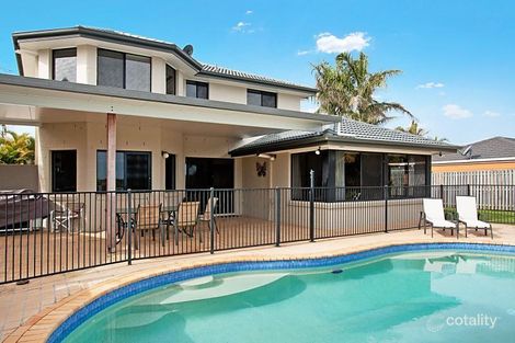 Property photo of 24 Captains Way Banora Point NSW 2486