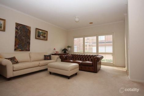 Property photo of 21 Cottinglea Terrace Ringwood North VIC 3134