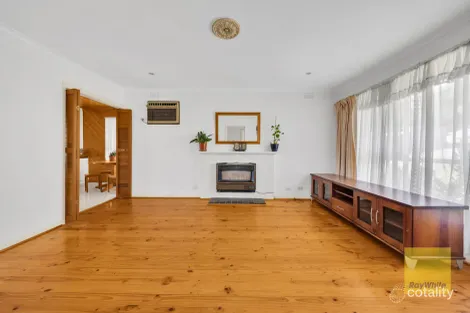 Property photo of 42 Valley Crescent Glenroy VIC 3046