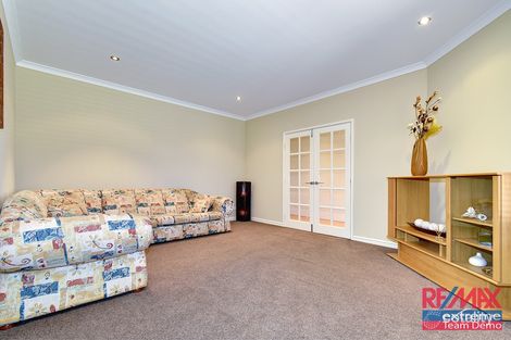 Property photo of 12 Farnsworth Approach Tapping WA 6065