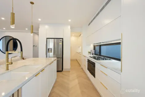 Property photo of 23 Kimmins Place Figtree NSW 2525