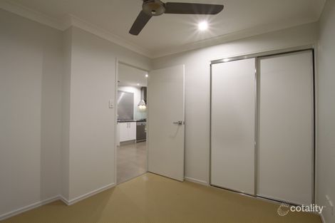 Property photo of 2/8 Adam Court Kallangur QLD 4503