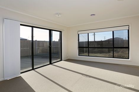 Property photo of 119 Wurrook Circuit North Geelong VIC 3215