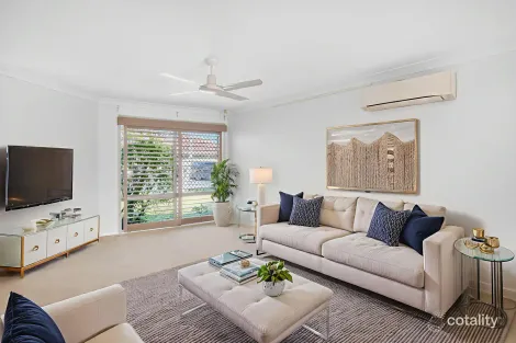 Property photo of 4/88 Cotlew Street East Southport QLD 4215
