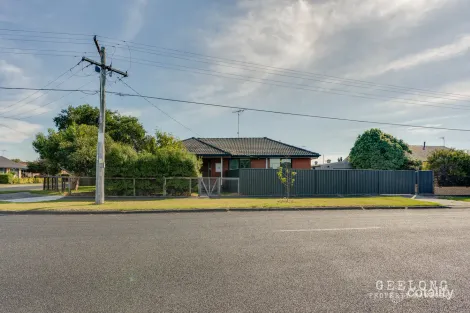 33 Richard St, Newcomb, VIC 3219