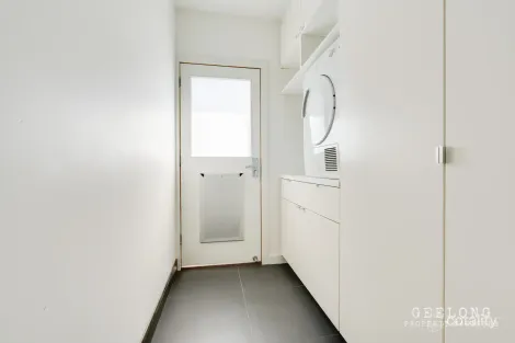 Property photo of 33 Richard Street Newcomb VIC 3219