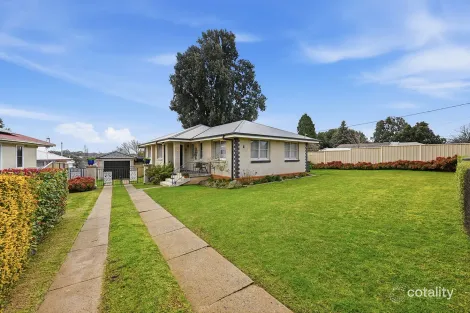 4 Adina Cres, Orange, NSW 2800
