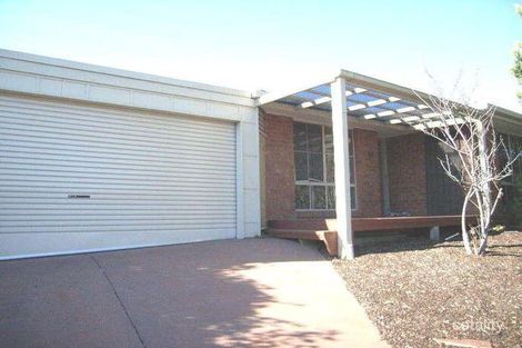 42 Meeking Dr, Pakenham, VIC 3810