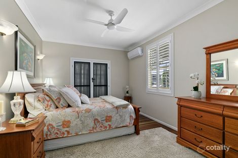 Property photo of 118 Mooroondu Road Thorneside QLD 4158