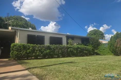 16 Labuan St, Soldiers Hill, QLD 4825