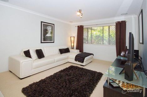 30 Sheffield Cct, Pacific Pines, QLD 4211