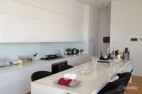 Property photo of 6 Linnaker Place Kew VIC 3101