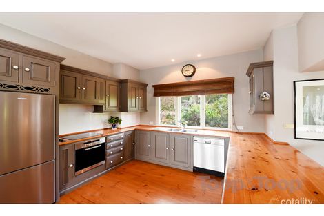 Property photo of 111 Woodland Way Teringie SA 5072