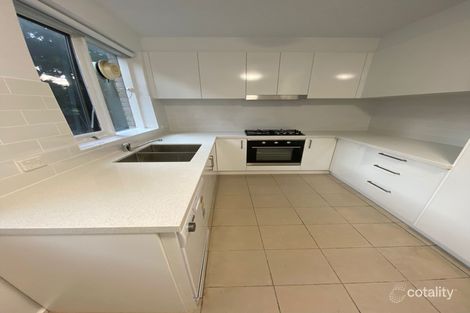 Property photo of 2/3 Hughenden Road St Kilda East VIC 3183